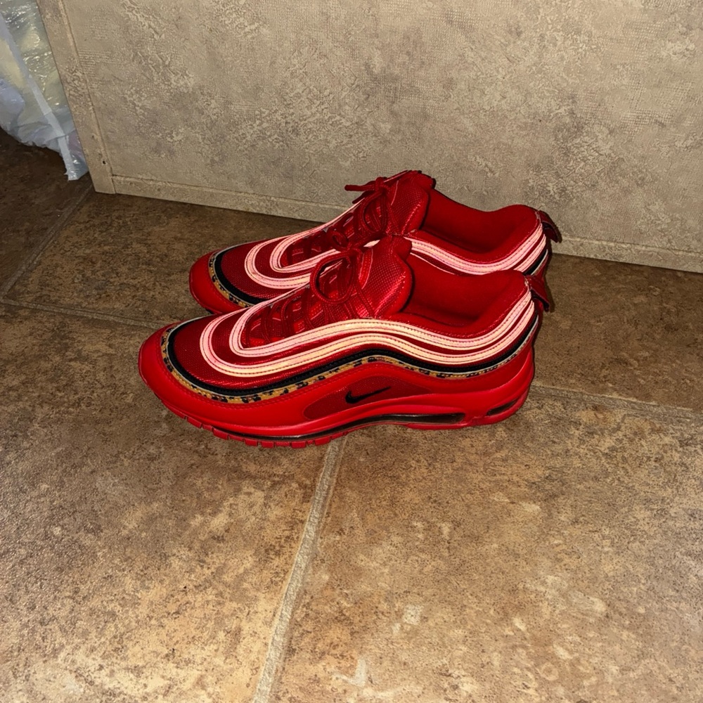 Red Black and cheetah print Nike Air Max 97 Sneakers size 10 - Picture 4 of 7